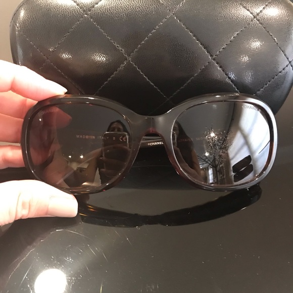 CHANEL Accessories - Chanel 5286 Signature Dark Brown Havana Tortoise